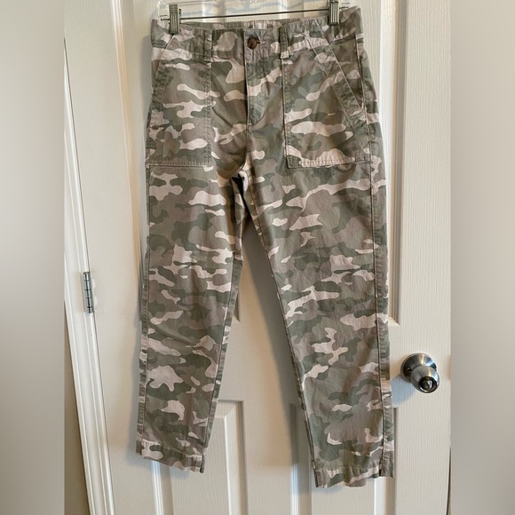 Gap Girlfriend Khaki Chinos Size 4 - Picture 2 of 3